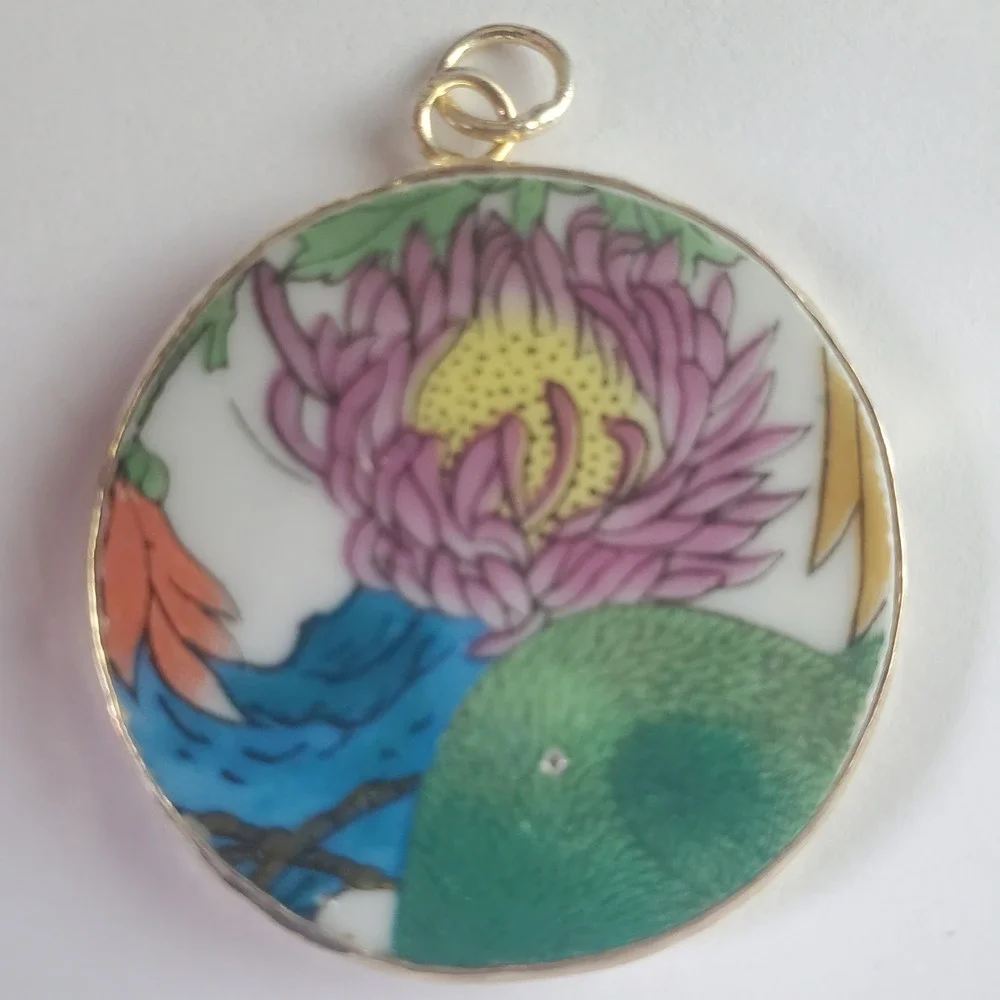 N/A handcrafted circular